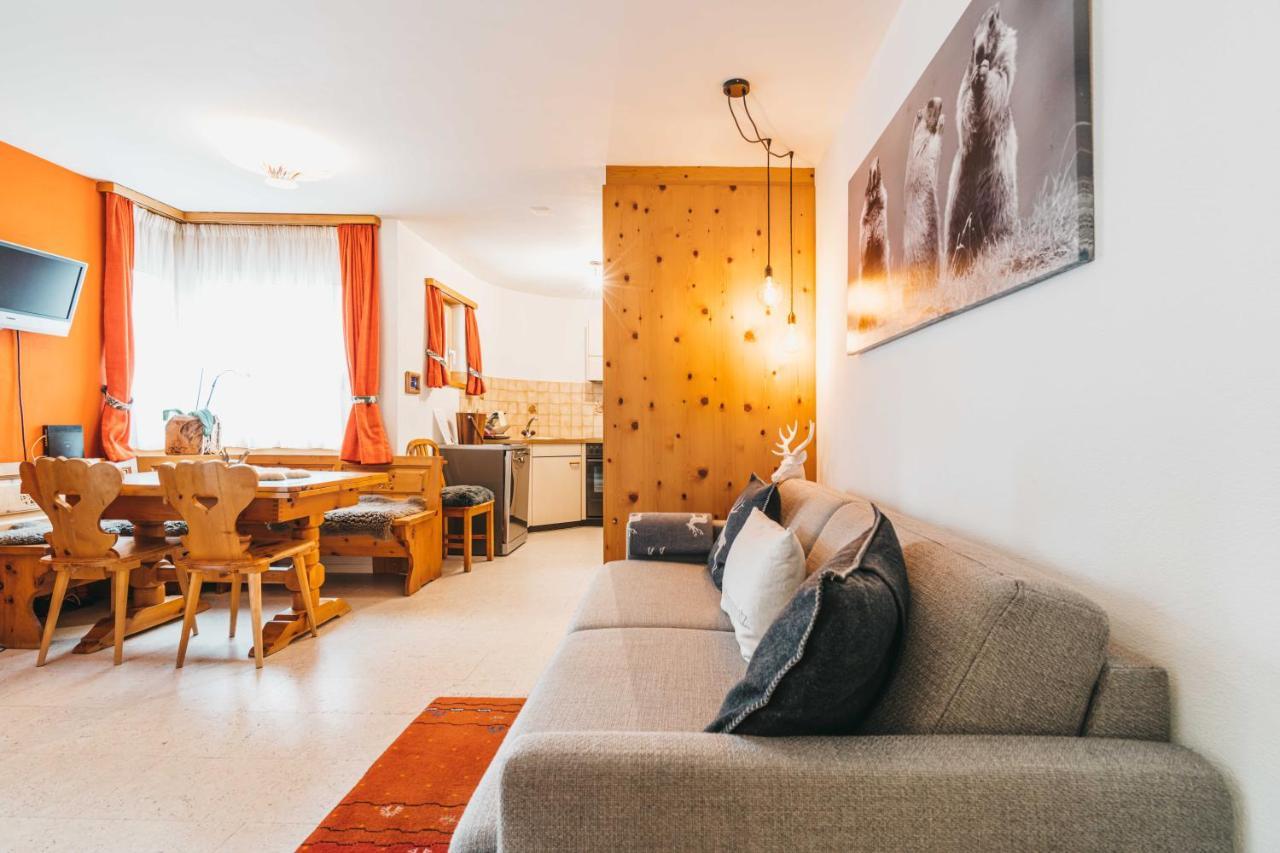 Charming 4 Bed Flat In Flims 아파트 외부 사진
